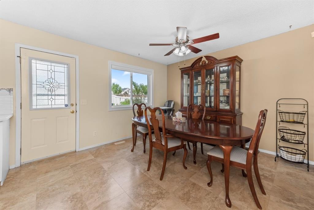 131 Coral Springs Circle Ne, Calgary, AB
