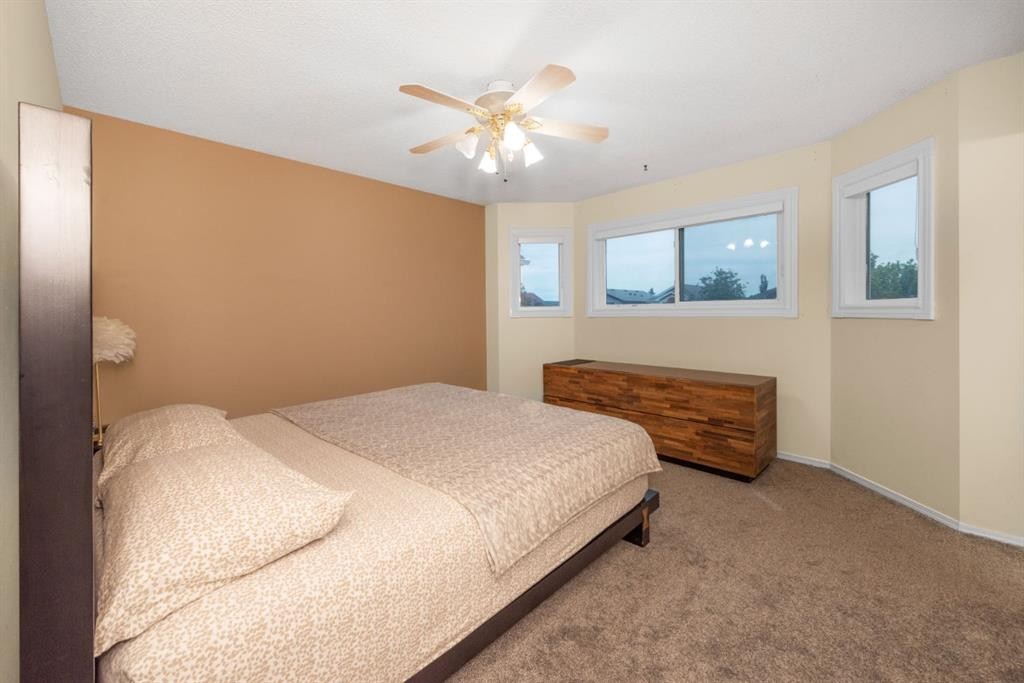 131 Coral Springs Circle Ne, Calgary, AB