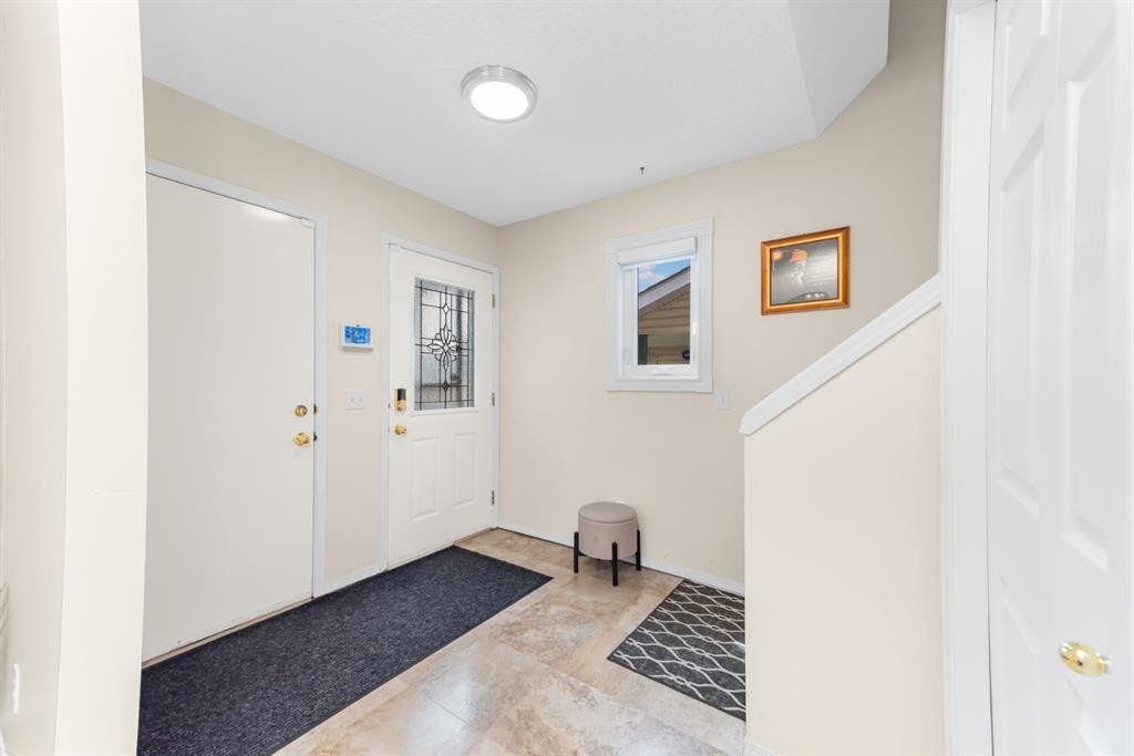 131 Coral Springs Circle Ne, Calgary, AB