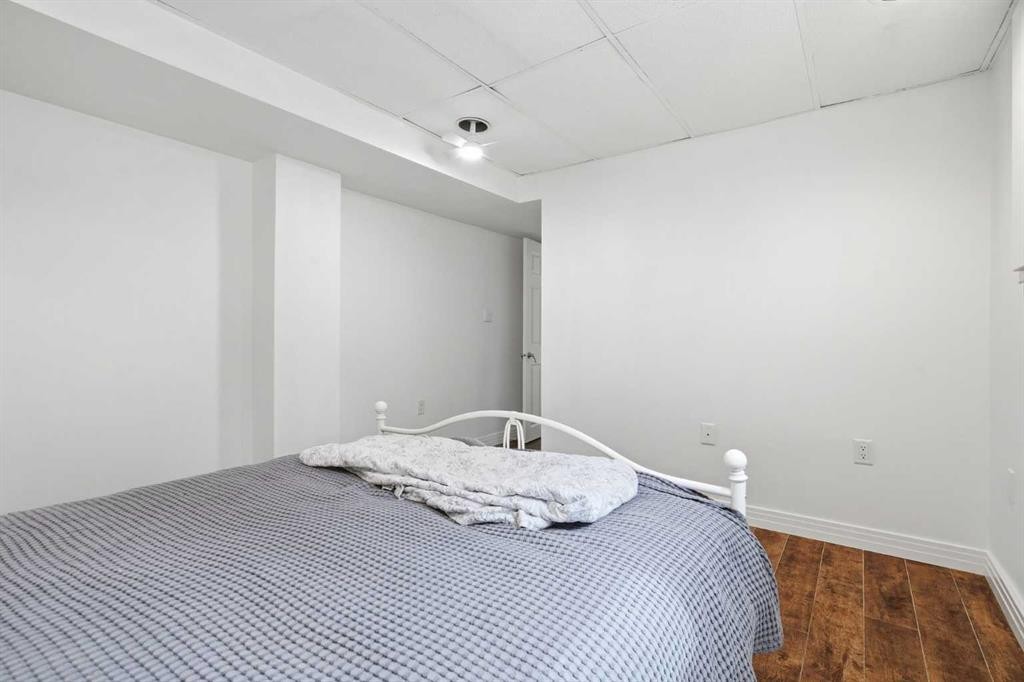 527 Deer Side Place Se, Calgary, AB