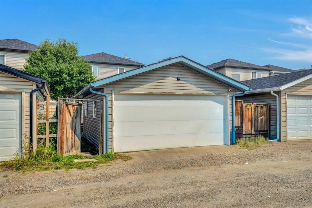 156 Saddlecrest Place Ne, Calgary, AB - Outdoor With Exterior