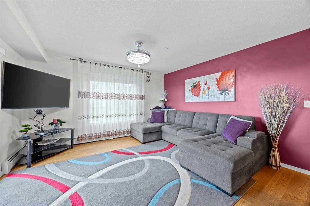 5309-755 Copperpond Boulevard Se, Calgary, AB - Indoor Photo Showing Living Room