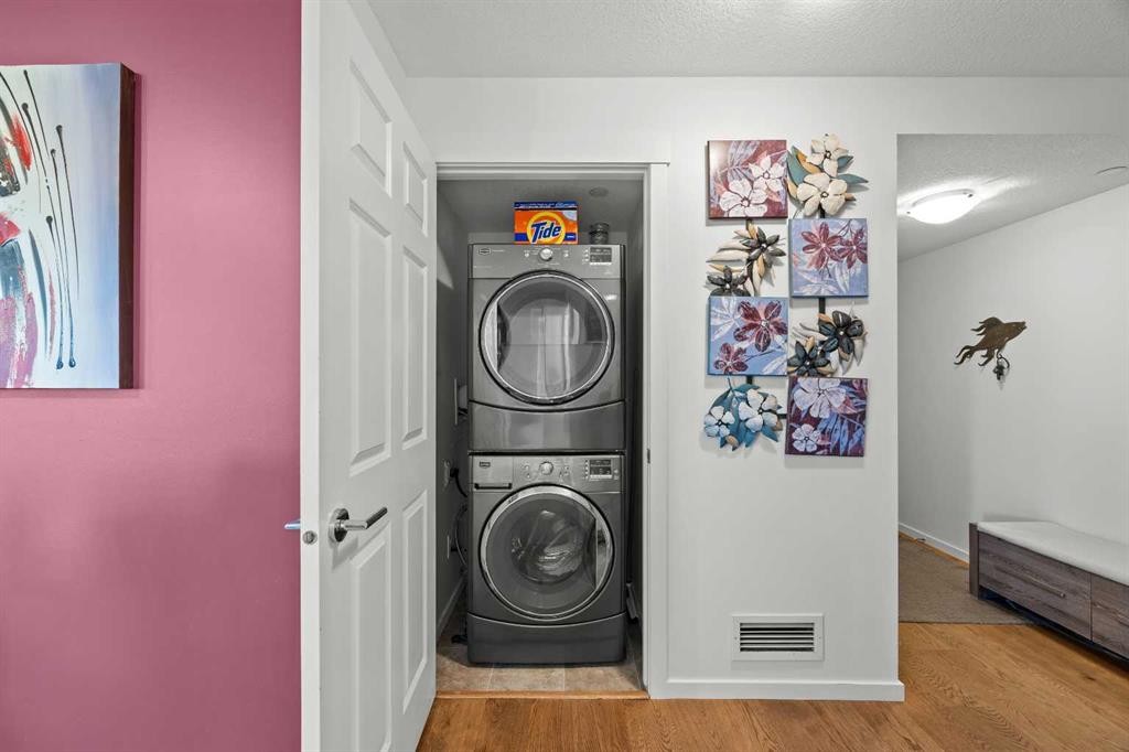 5309-755 Copperpond Boulevard Se, Calgary, AB - Indoor Photo Showing Laundry Room