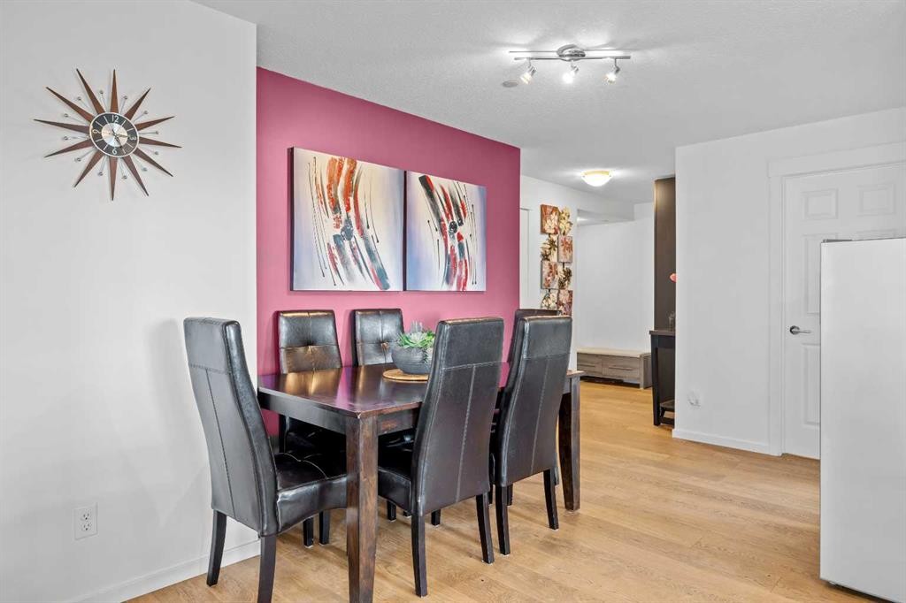 5309-755 Copperpond Boulevard Se, Calgary, AB - Indoor Photo Showing Dining Room