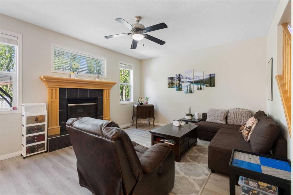 92 Cranleigh Close Se, Calgary, AB