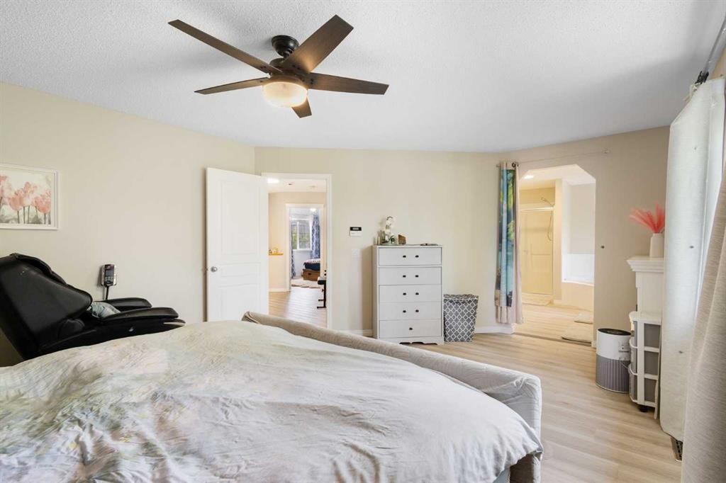 92 Cranleigh Close Se, Calgary, AB