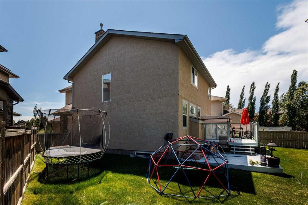 92 Cranleigh Close Se, Calgary, AB