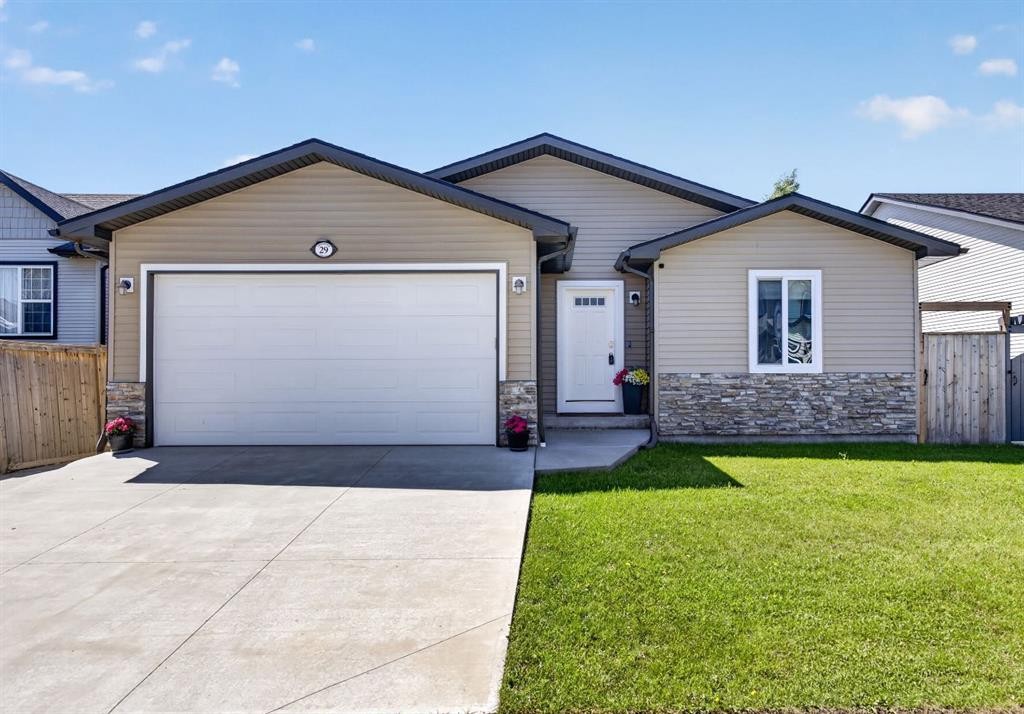29 Sandpiper Drive, Didsbury, AB