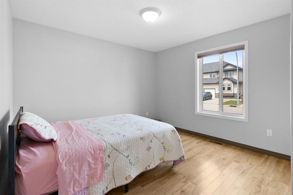 29 Sandpiper Drive, Didsbury, AB