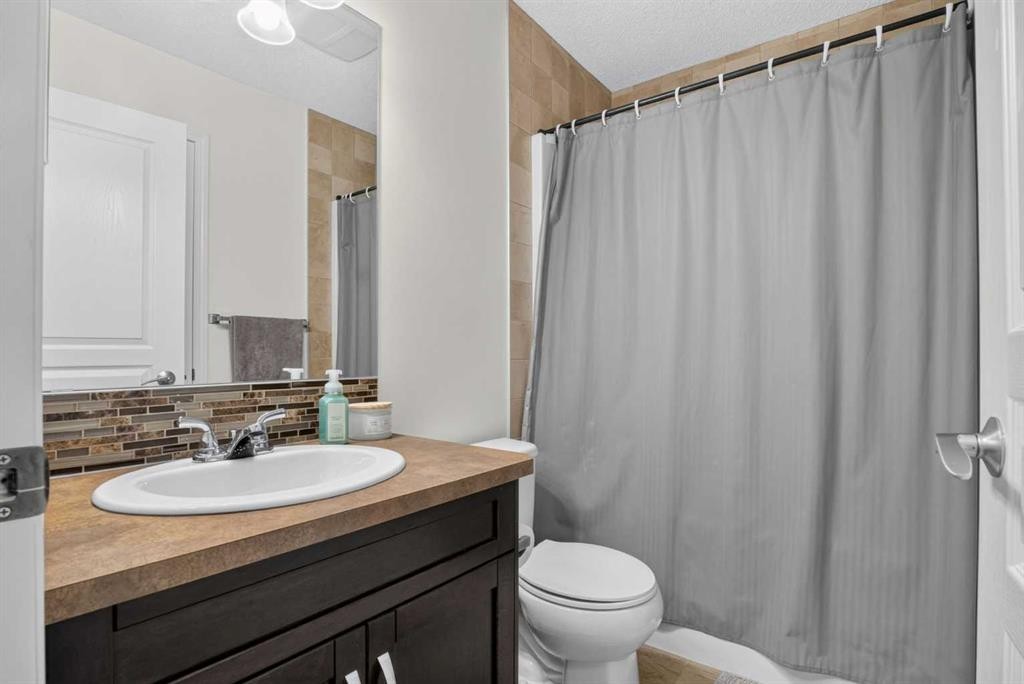 60 Auburn Bay Boulevard Se, Calgary, AB