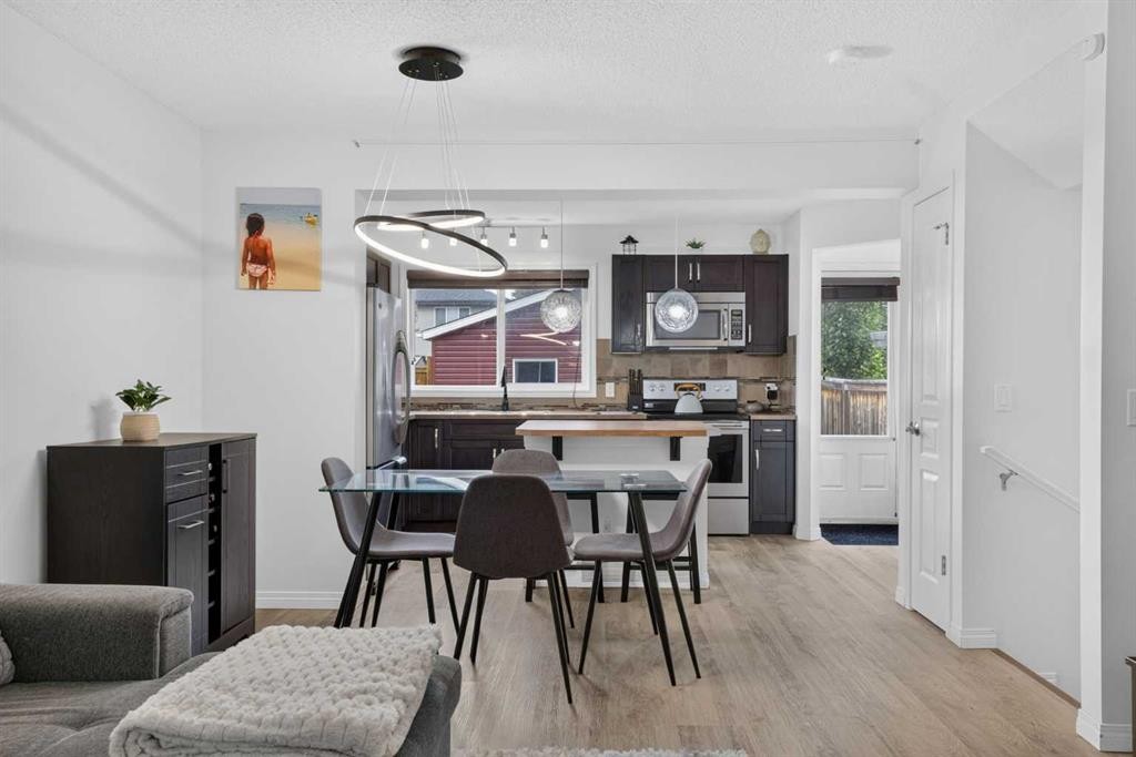 60 Auburn Bay Boulevard Se, Calgary, AB