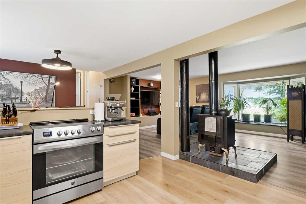 402 Boake Avenue, Cremona, AB
