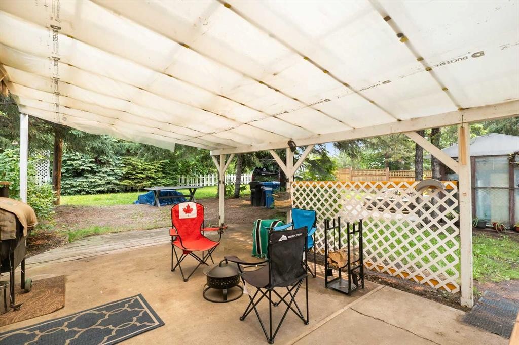 402 Boake Avenue, Cremona, AB