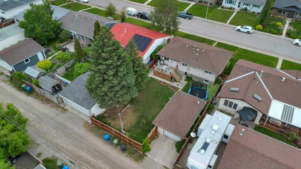 7311 35 Avenue Nw, Calgary, AB