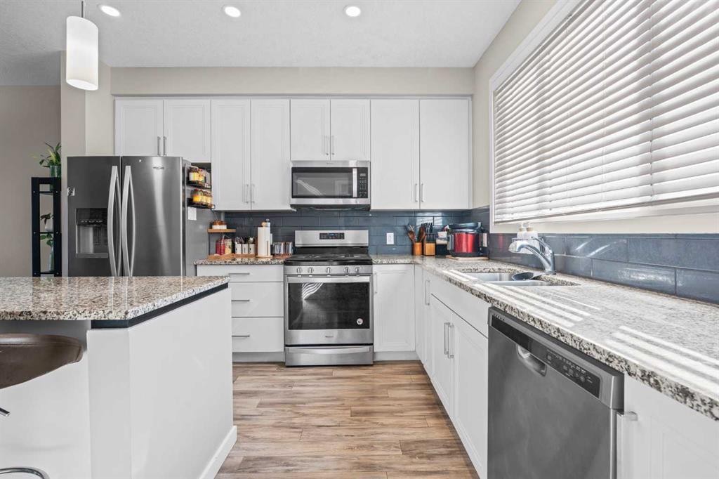 98 Copperstone Villas, Calgary, AB