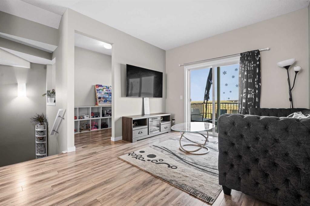 98 Copperstone Villas, Calgary, AB