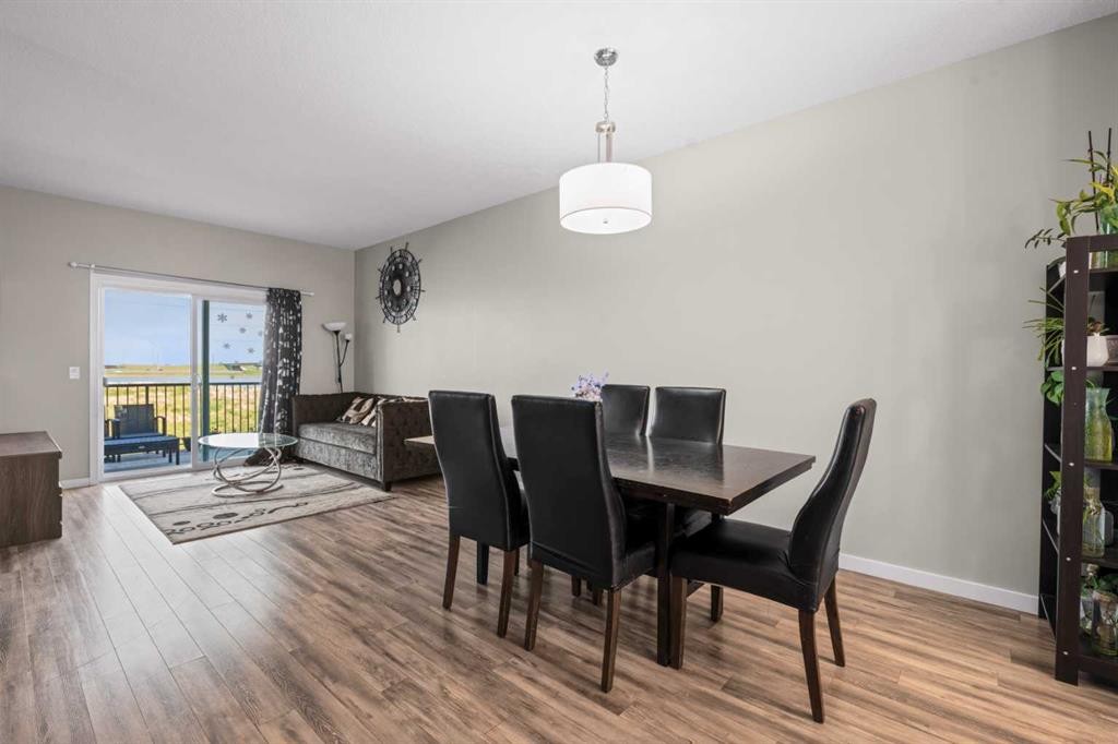 98 Copperstone Villas, Calgary, AB
