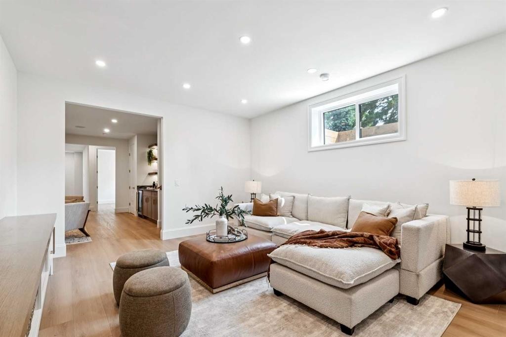1603 42 Avenue Sw, Calgary, AB
