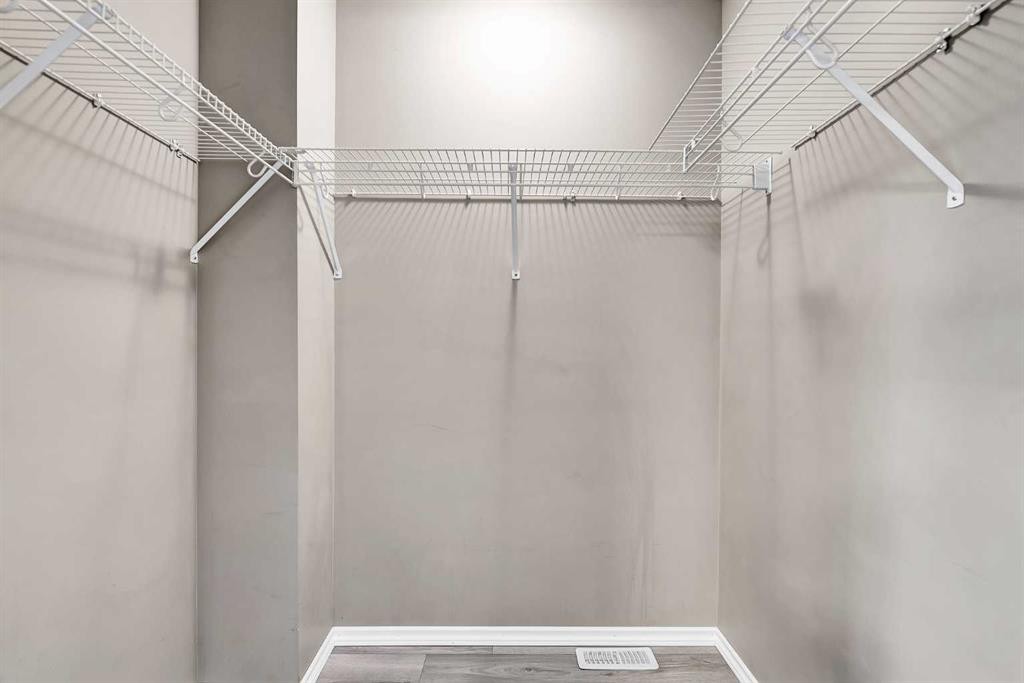 86 Country Village Gate Ne, Calgary, AB - Indoor With Storage