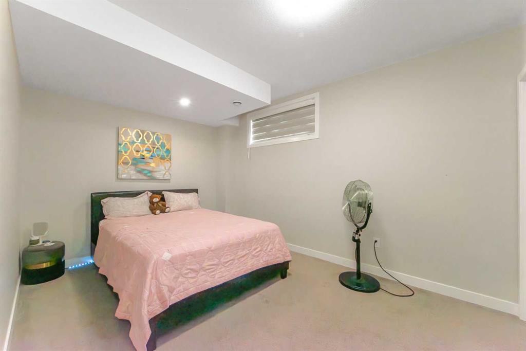 59 Cornerbrook Avenue Ne, Calgary, AB - Indoor Photo Showing Bedroom