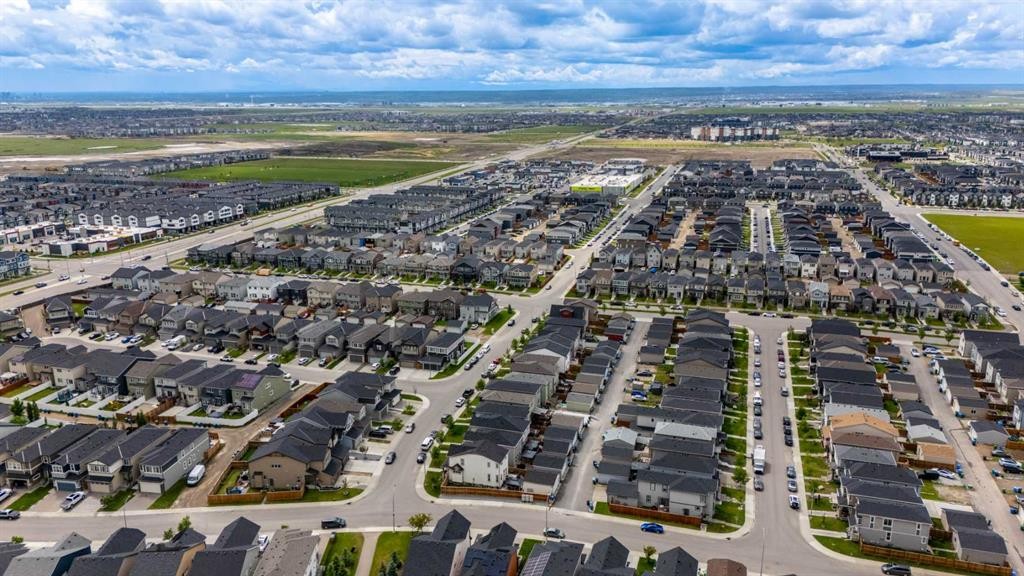 59 Cornerbrook Avenue Ne, Calgary, AB - Outdoor With View