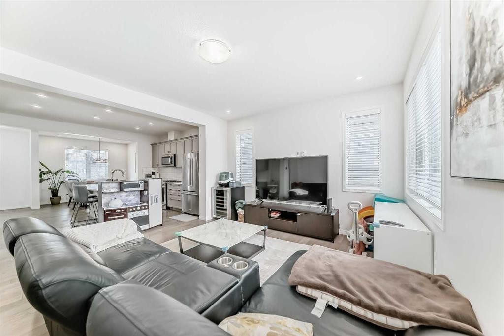 372 Carrington Way Nw, Calgary, AB - Indoor Photo Showing Living Room