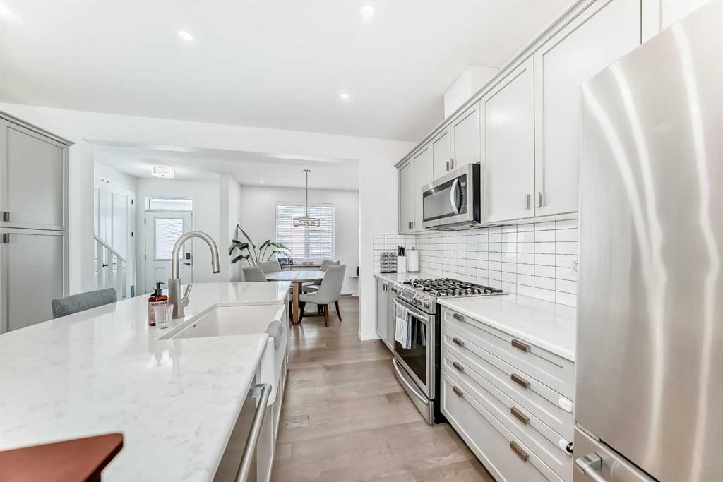 372 Carrington Way Nw, Calgary, AB - Indoor Photo Showing Kitchen With Stainless Steel Kitchen With Upgraded Kitchen