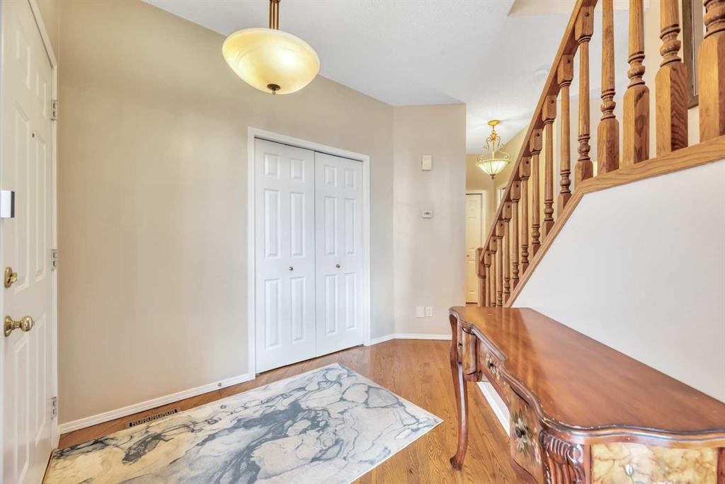 185 Douglas Glen Heath Se, Calgary, AB