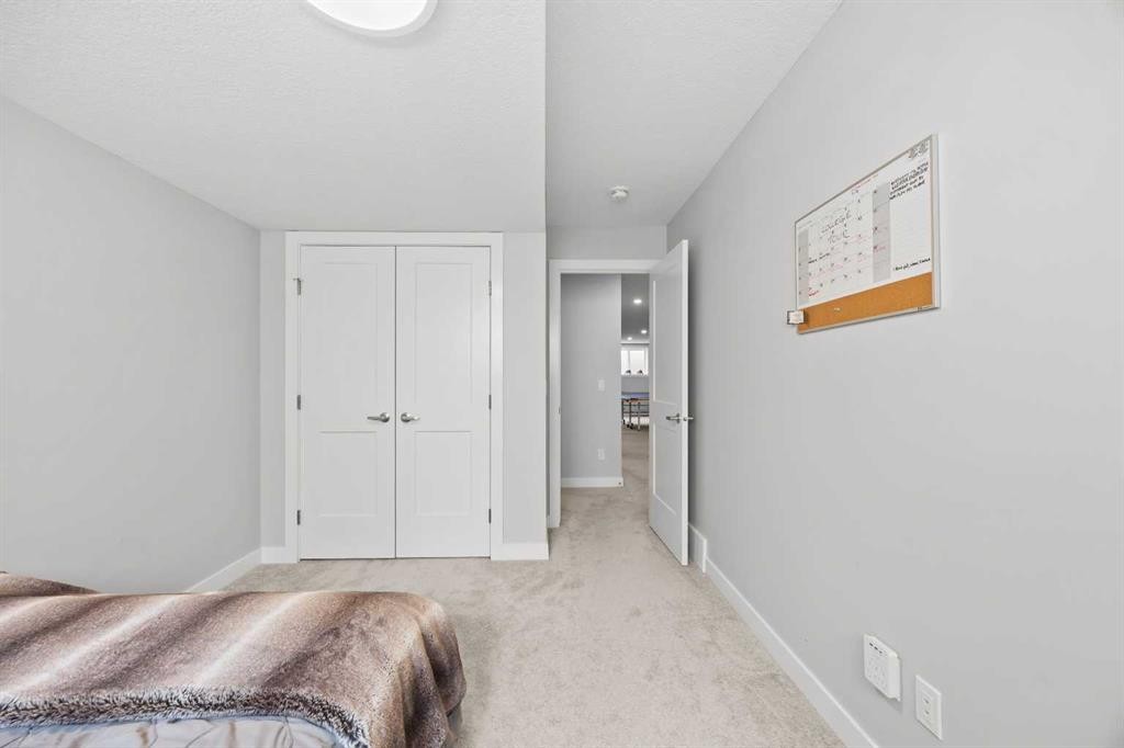 108 Wolf Crescent, Okotoks, AB