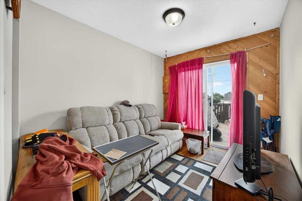 4823 49 Street, Olds, AB