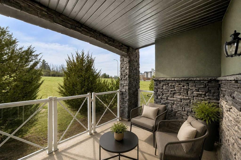 110-1005A Westmount Drive, Strathmore, AB