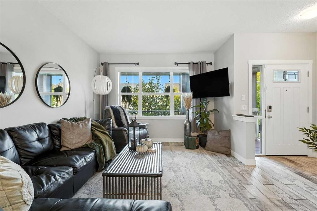 1318 Legacy Circle Se, Calgary, AB