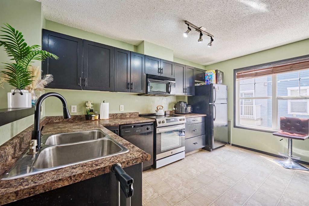 225 Elgin Gardens Se, Calgary, AB