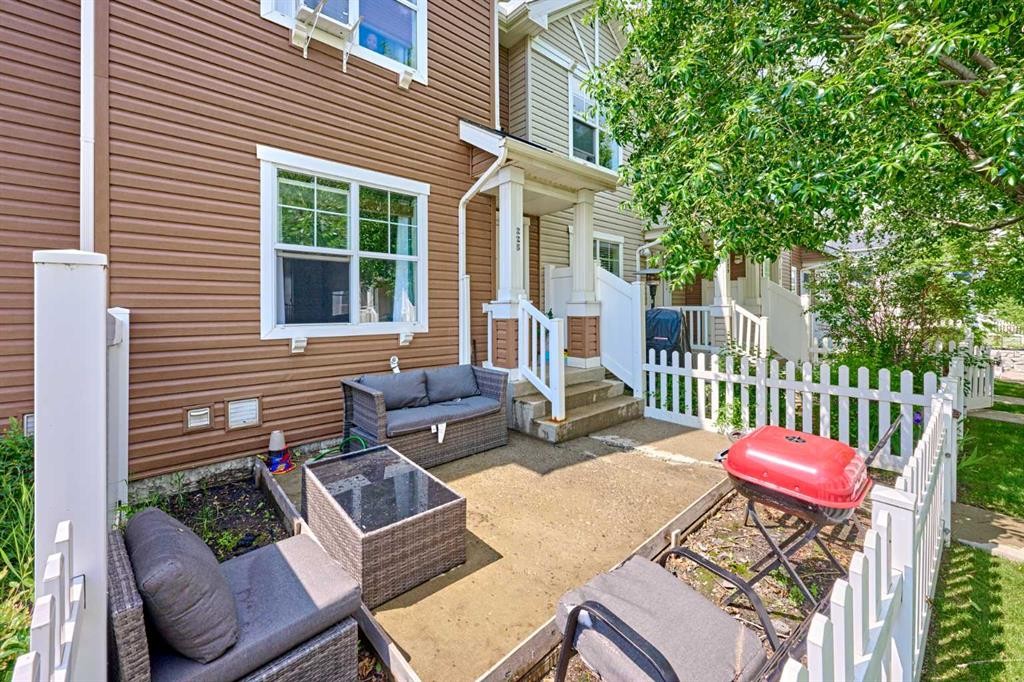 225 Elgin Gardens Se, Calgary, AB