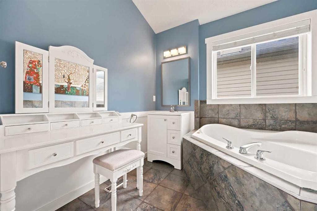 53 Covebrook Close Ne, Calgary, AB