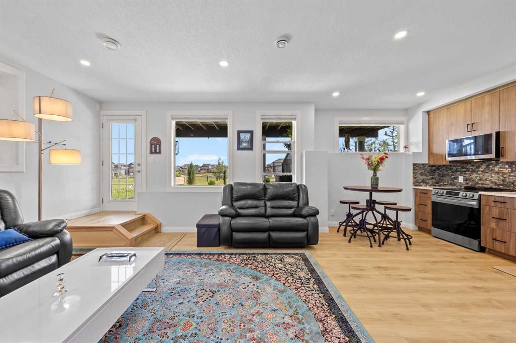 195 Evansfield Close Nw, Calgary, AB - Indoor