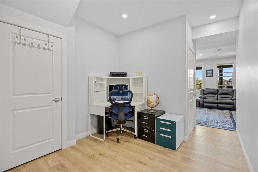 195 Evansfield Close Nw, Calgary, AB - Indoor