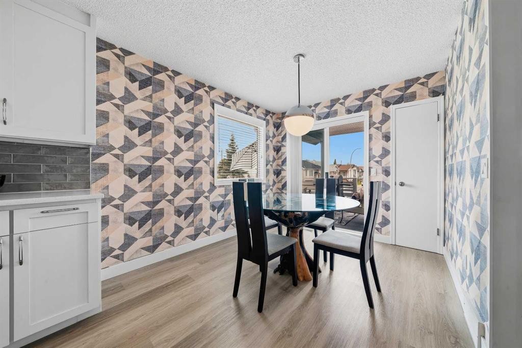 119 Applemont Close Se, Calgary, AB - Indoor Photo Showing Dining Room