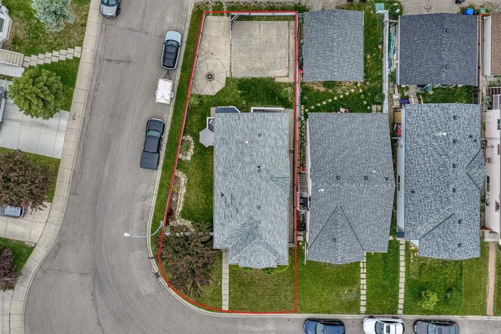 119 Applemont Close Se, Calgary, AB - Outdoor