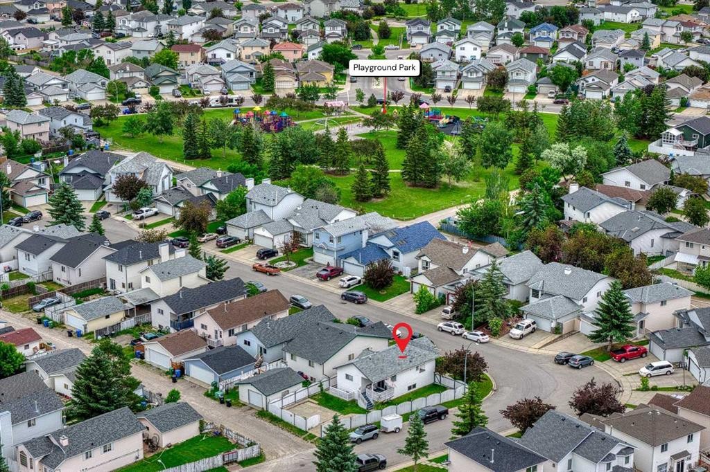 119 Applemont Close Se, Calgary, AB - Outdoor With View