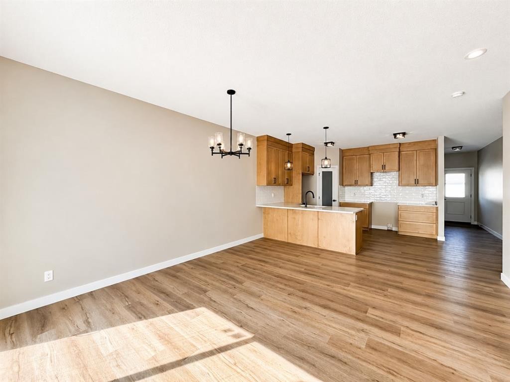 164 Ridgestone Lane, Diamond Valley, AB - Indoor Photo Showing Kitchen