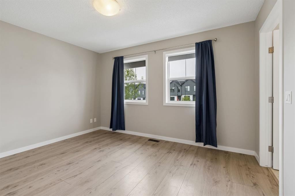 268 Sunset Road, Cochrane, AB