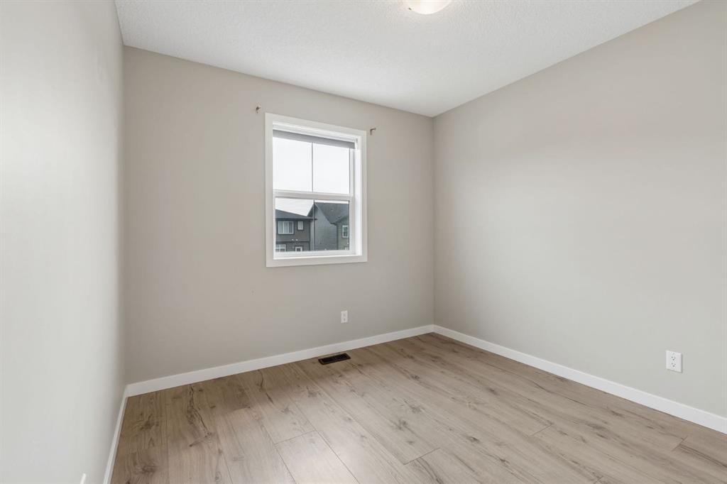 268 Sunset Road, Cochrane, AB