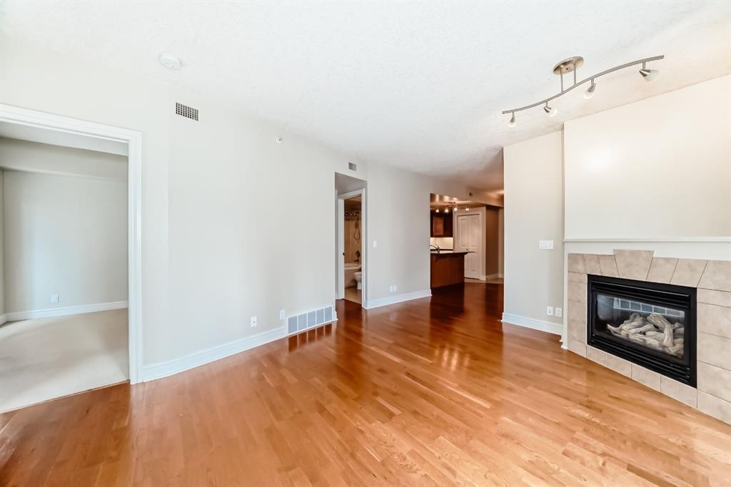 701-920 5 Avenue Sw, Calgary, AB