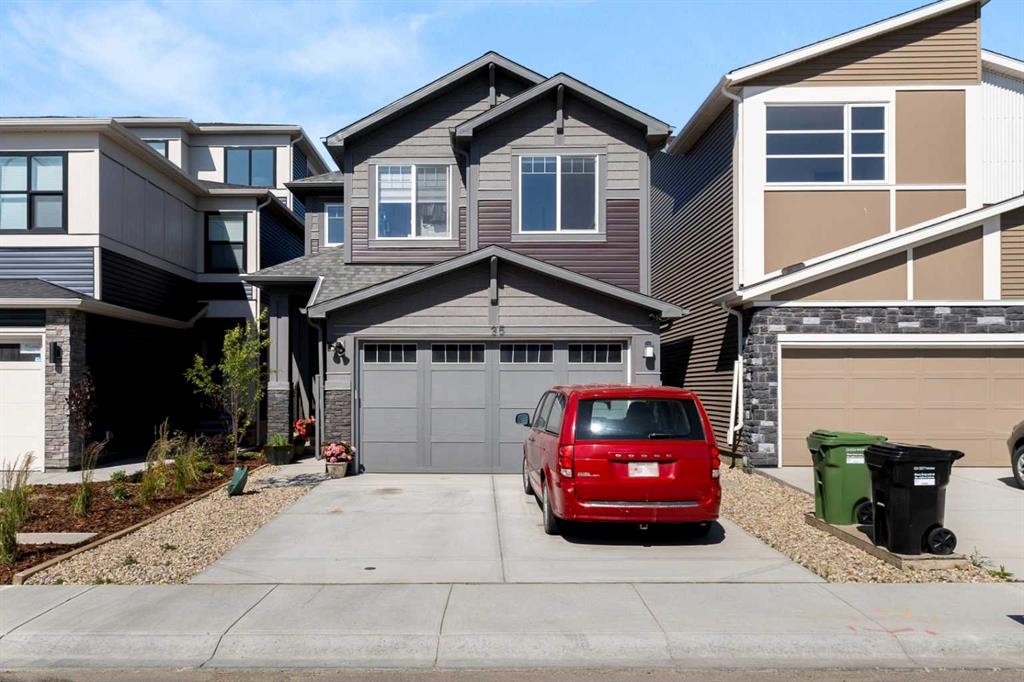 35 Lucas Passage Nw, Calgary, AB - Outdoor With Facade