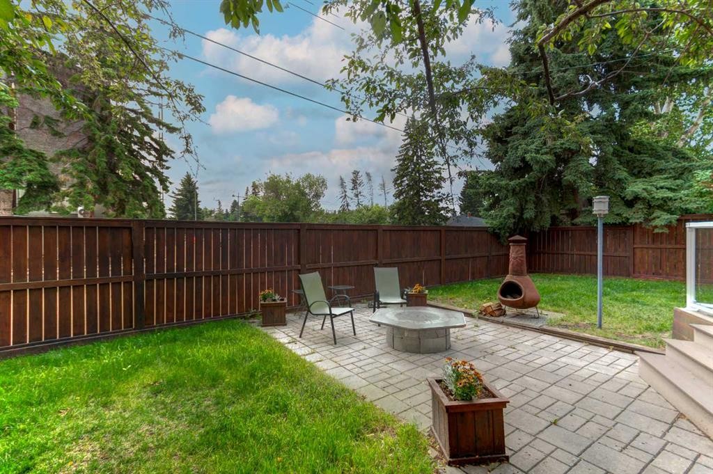 92 Chinook Drive Sw, Calgary, AB