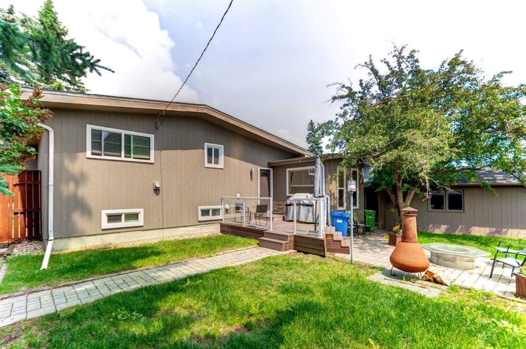 92 Chinook Drive Sw, Calgary, AB