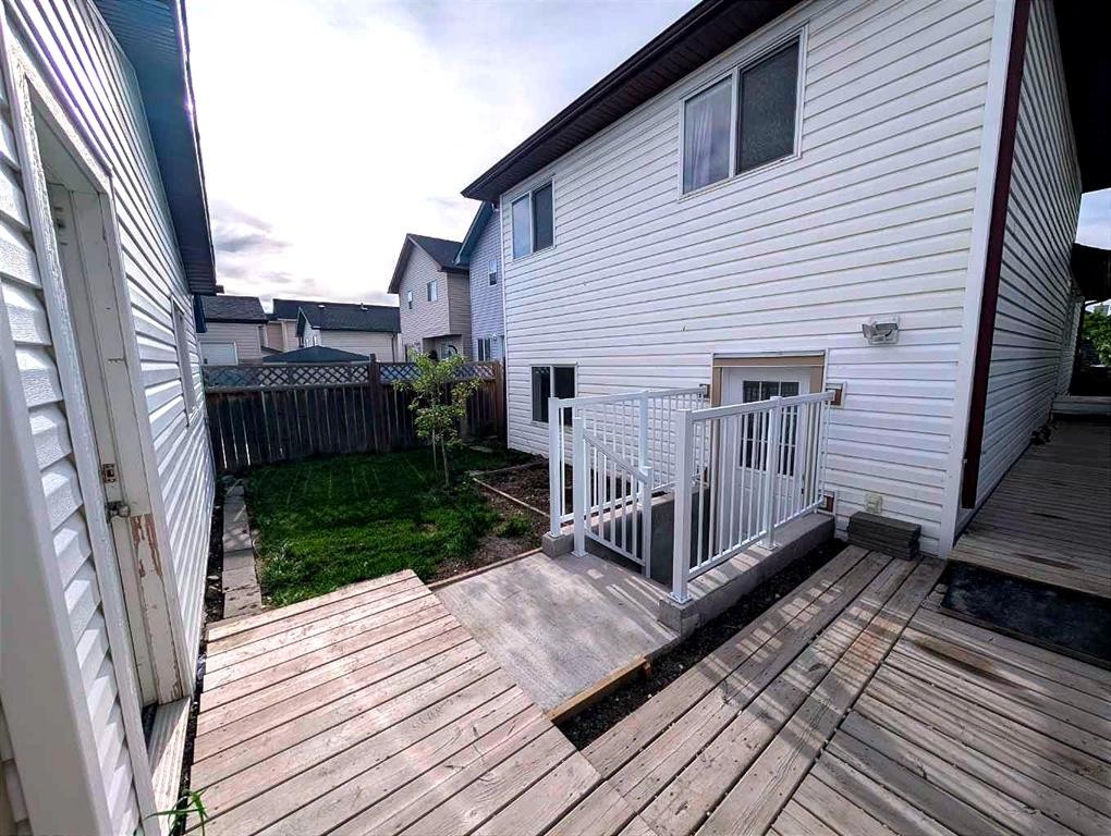 151 Taracove Estate Drive Ne, Calgary, AB