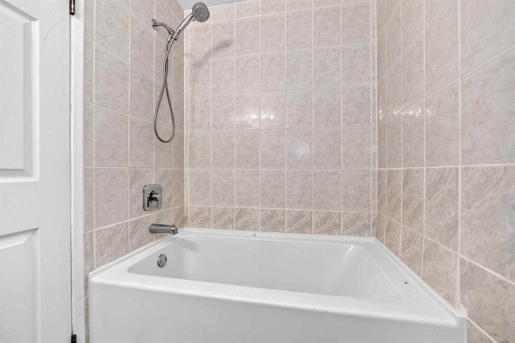 197 Cedardale Road Sw, Calgary, AB