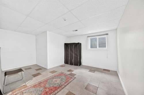 197 Cedardale Road Sw, Calgary, AB 